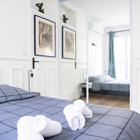 Accommodatie bij particulieren Cosy And Calm With A Terrace In Montmartre Parijs