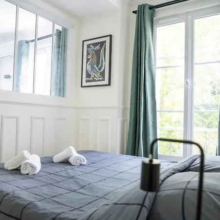 Accommodatie bij particulieren Cosy And Calm With A Terrace In Montmartre